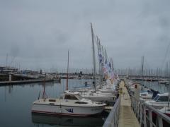 Calm before the storm - the J80 fleet and YCC comittee boat