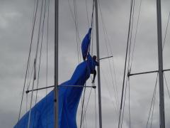 At Ouistreham Pierre untangles his kite to applause from below